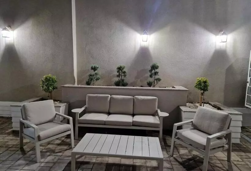 Bizi House Accommodation