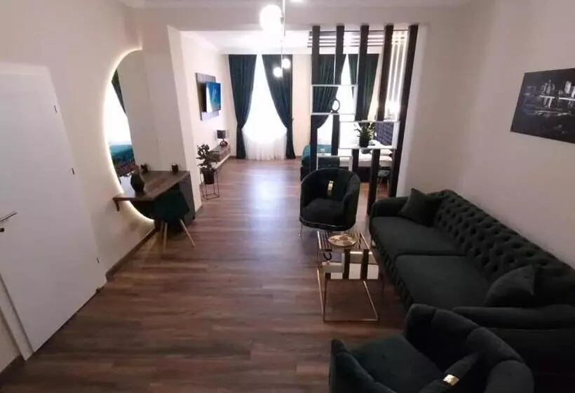 Bizi House Accommodation