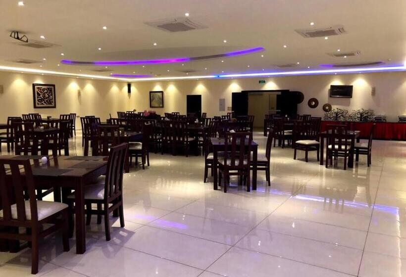 هتل قمة البستان