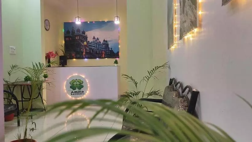 Hotelli Adh Amilia Residency