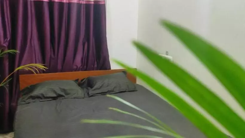 Hotelli Adh Amilia Residency