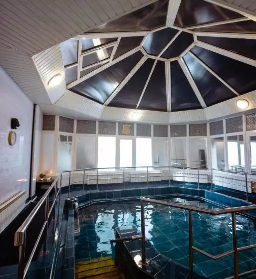 Hotelli Complex Vața Băi