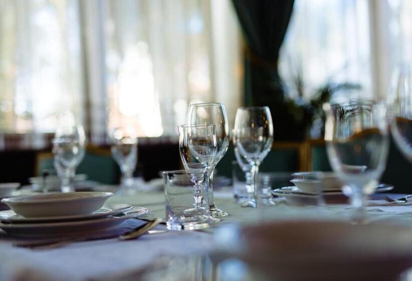 ホテル Complex Vața Băi