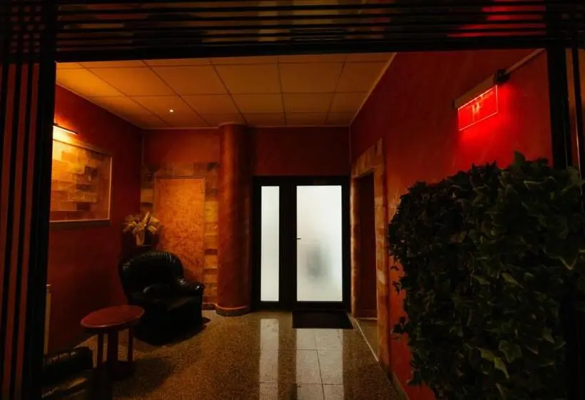 Hotelli Complex Vața Băi