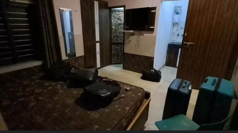 Hotelli Gurukirpa Villa