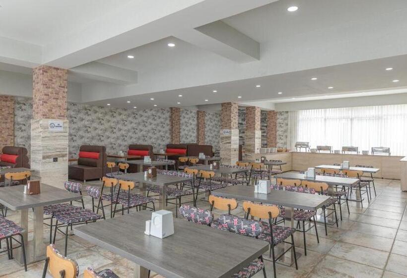 هتل Hilltop Management Group