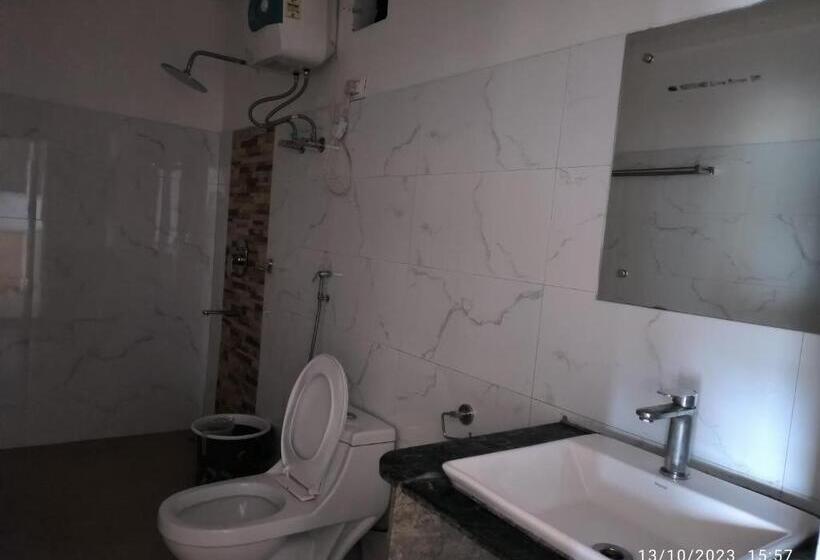 בית מלון כפרי Kabur