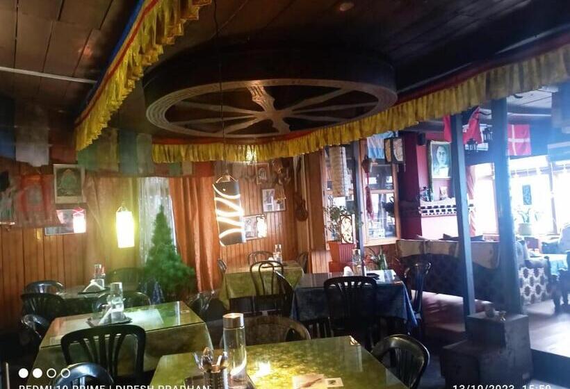 בית מלון כפרי Kabur