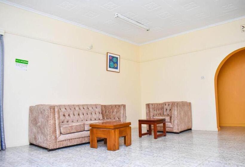 Hotel Kisumu B&b: Cozy Stay & Secure Parking