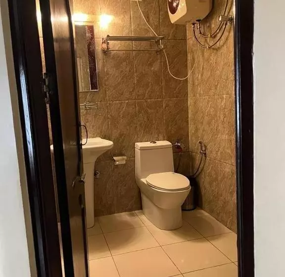 هتل La Serene Stay