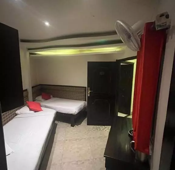 هتل La Serene Stay