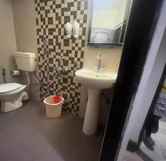 هتل La Serene Stay