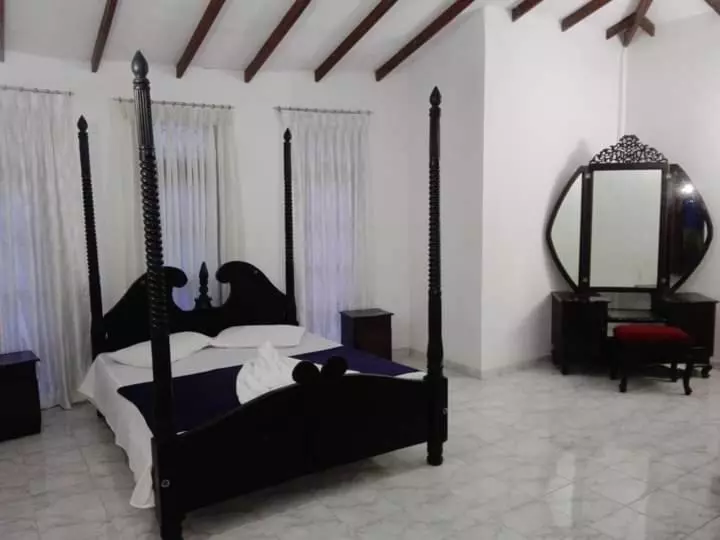 Hotelli Madikale Resort