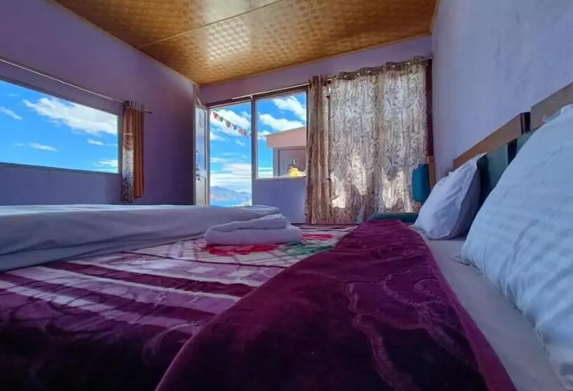 ホテル Native Retreat Cottage , Pangong Ladakh Ut