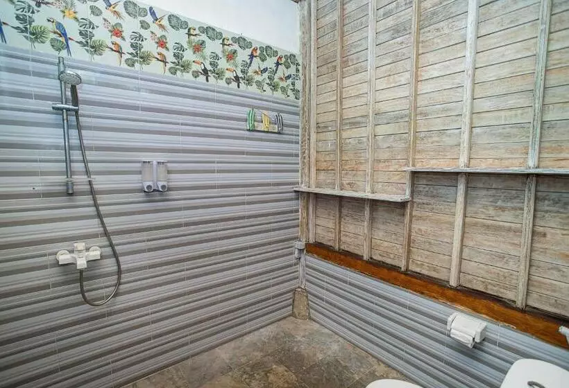 ホテル Nusa View   Hakuna Matata