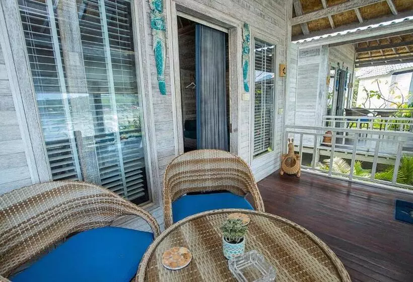 ホテル Nusa View   Hakuna Matata