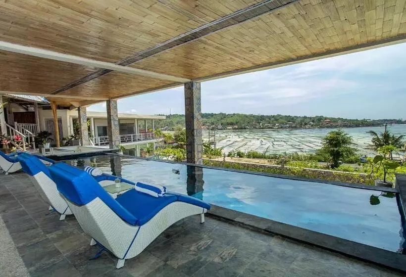 ホテル Nusa View   Hakuna Matata