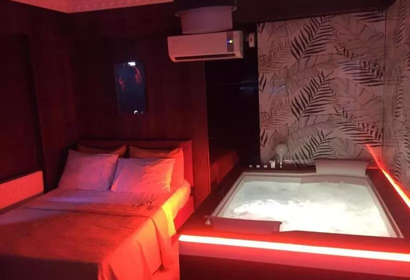 ホテル Ottoman Suit Apartment &