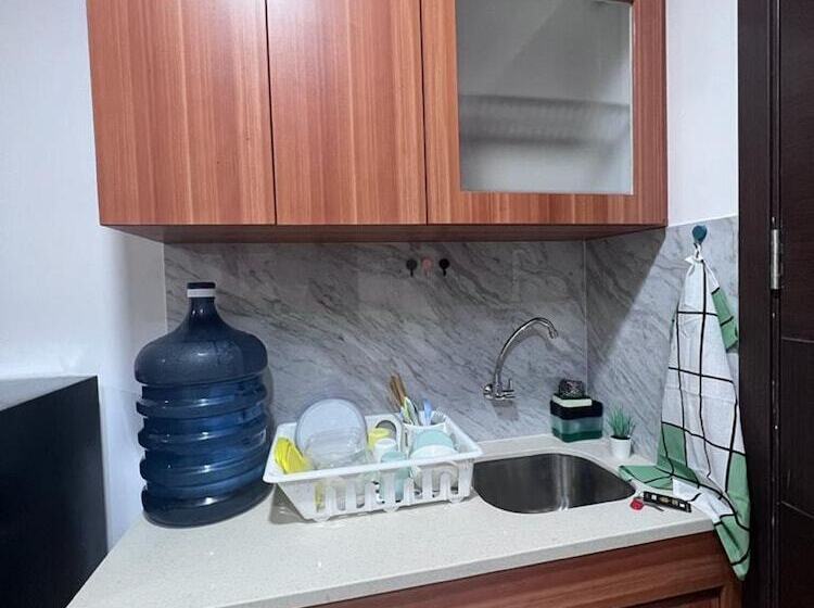 בית מלון כפרי Oyo Life 93164 Pacific Alam Sutra