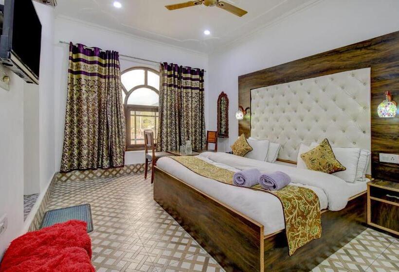 בית מלון כפרי White Villa By Hameed