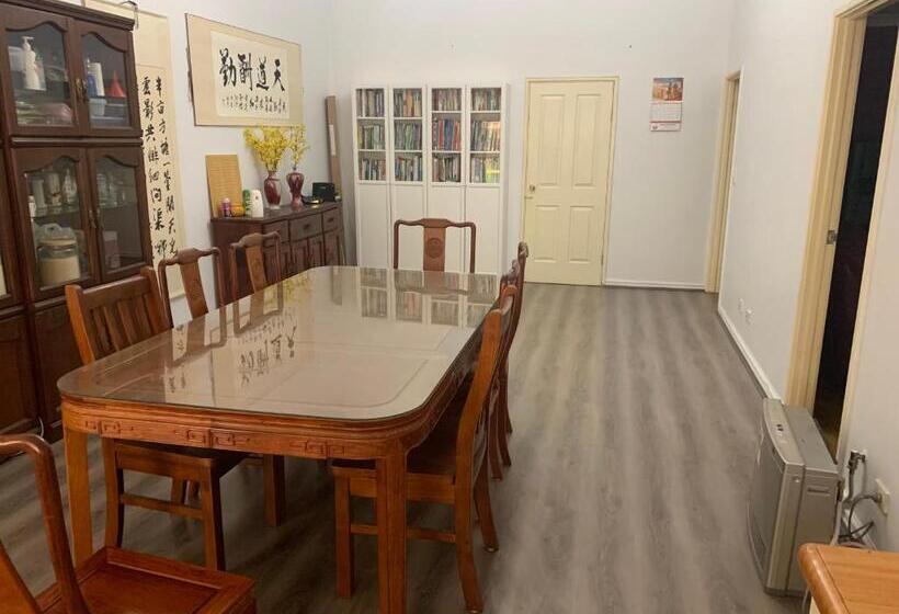 ペンション Double Room Share Bathroom And Kitchen