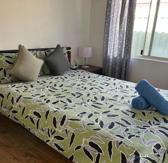 ペンション Double Room Share Bathroom And Kitchen