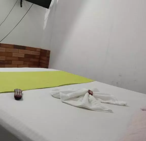 ペンション Hostal