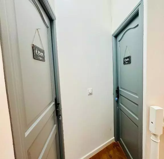 ペンション Chambres D’hôtes Autonomes Le Domaine Neuf Morlac