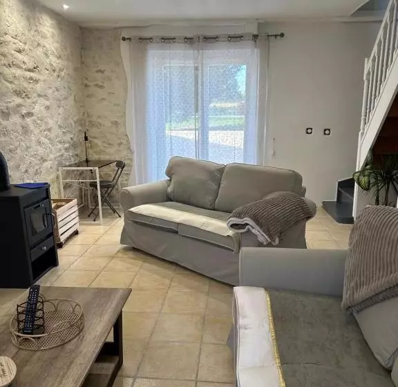 ペンション Chambres D’hôtes Autonomes Le Domaine Neuf Morlac