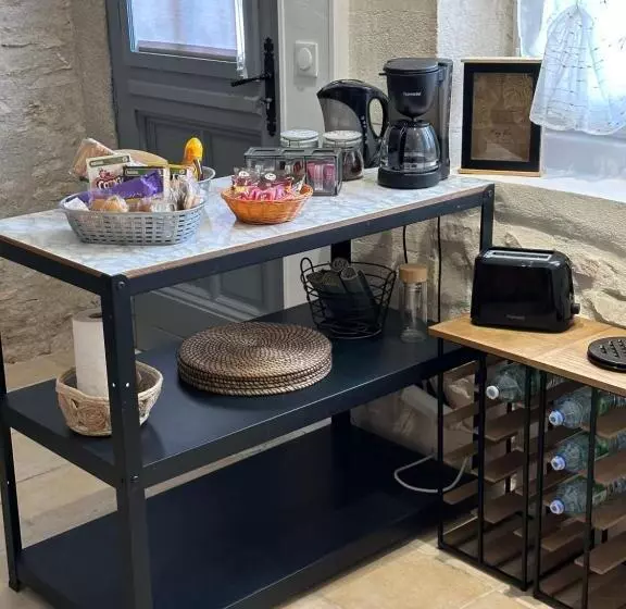 ペンション Chambres D’hôtes Autonomes Le Domaine Neuf Morlac