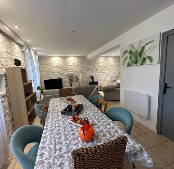 펜션 Chambres D’hôtes Autonomes Le Domaine Neuf Morlac