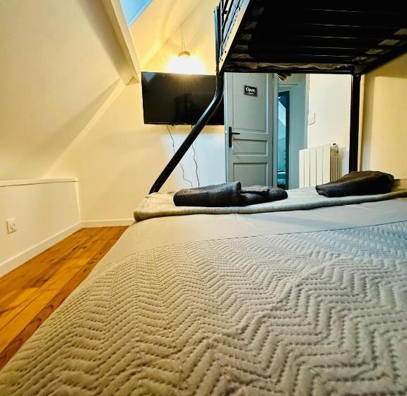 펜션 Chambres D’hôtes Autonomes Le Domaine Neuf Morlac