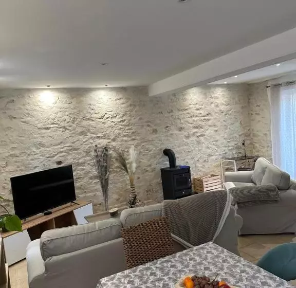 ペンション Chambres D’hôtes Autonomes Le Domaine Neuf Morlac