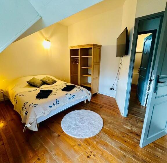 펜션 Chambres D’hôtes Autonomes Le Domaine Neuf Morlac