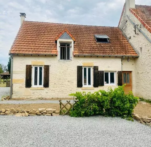 ペンション Chambres D’hôtes Autonomes Le Domaine Neuf Morlac