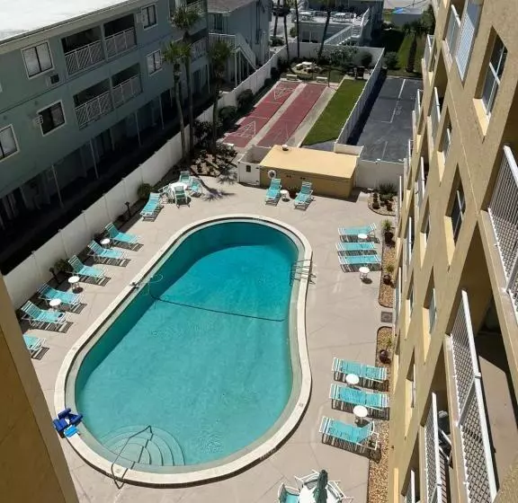 Ponce De Leon Towers