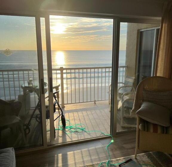 Ponce De Leon Towers