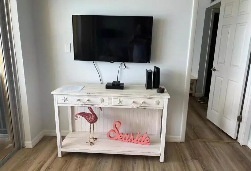 Ponce De Leon Towers