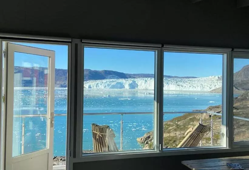 استراحتگاه Glacier Lodge Eqi