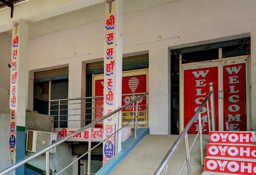 Spot On Hotel Small Town