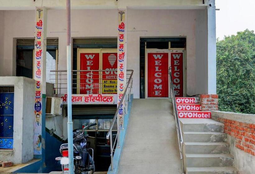 Spot On Hotel Small Town