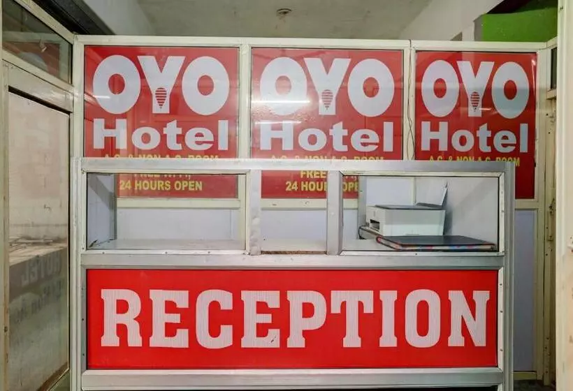 Spot On Hotel Small Town