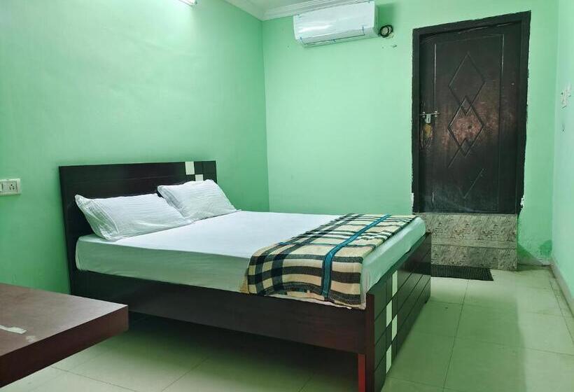 Arudra Budget Suites