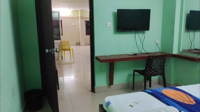 Arudra Budget Suites