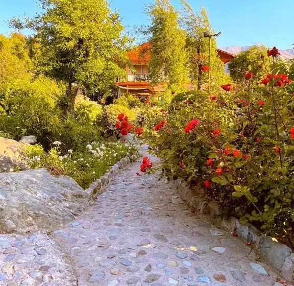 Aamiaismajoitus (B&B) Casarmonia