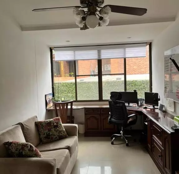 تختخواب و صبحانه Habitación En Ciudad Jardin