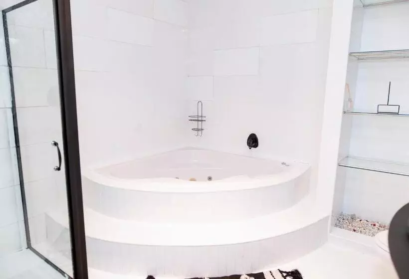 ベッドアンドブレックファースト Sapphire Guesthouse