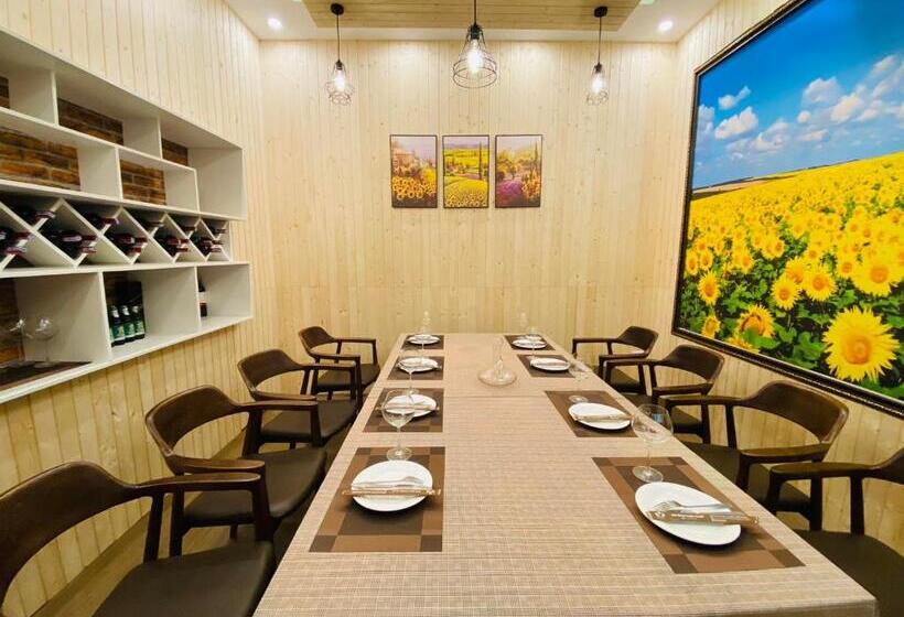 استراحتگاه Biển đông Complex