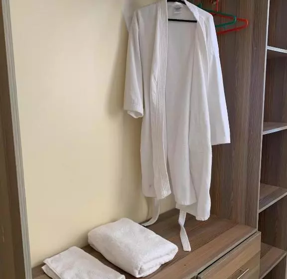 Derby Place Hotel And Lounge