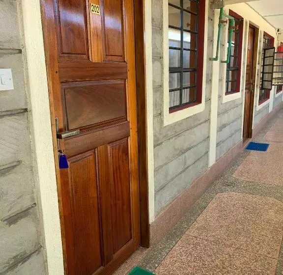 Derby Place Hotel And Lounge